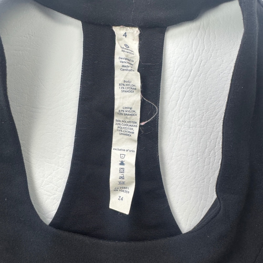 Lululemon Athletica Black Racerback Tank Top with Built-in Bra Size 4 Yoga Gym - Picture 3 of 9